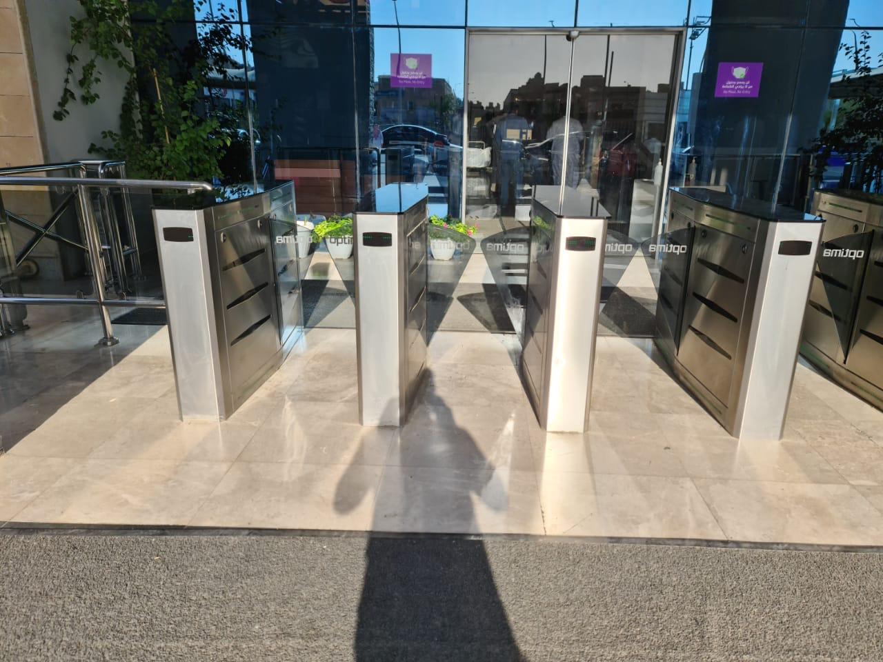 VIP gate and access turnstile 3